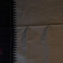 Pochampally Ikkat Ivory Saree with Temple Design Black Border and Blouse