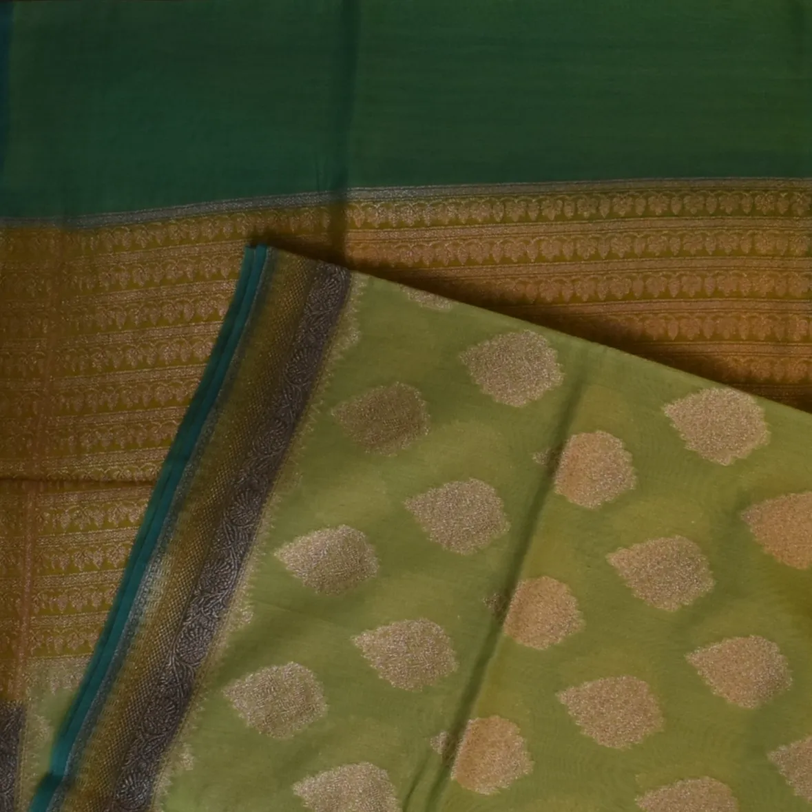 Banarasi Rangkat Cotton Avocado Green Saree with Blouse