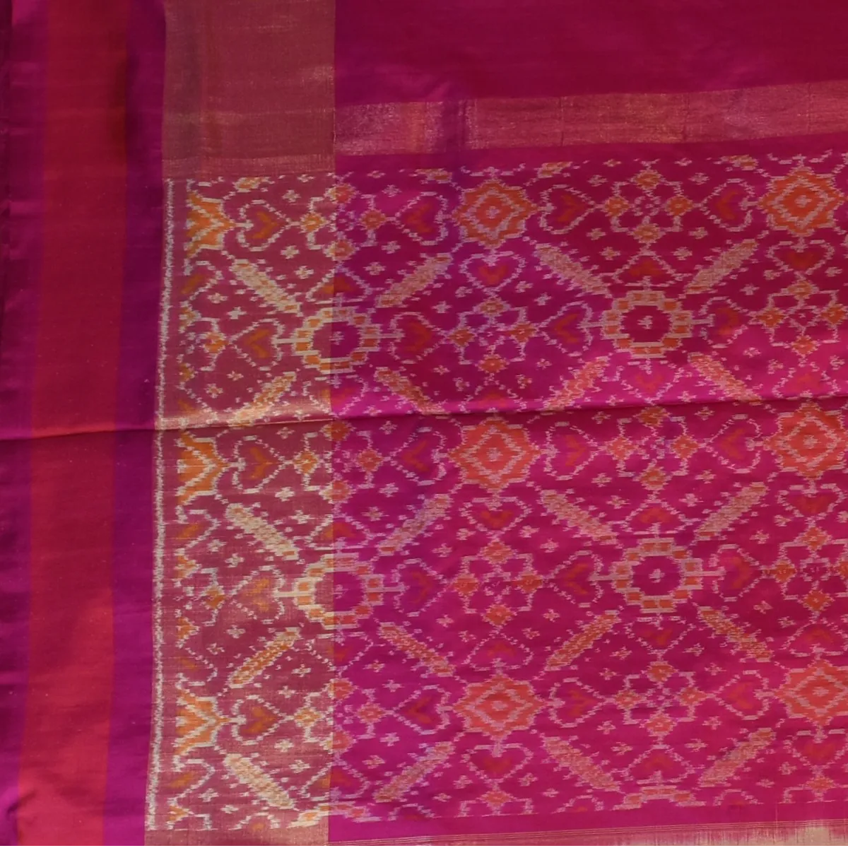 Pochampally ikkat Taupe Brown, Burgundy Saree with Blouse