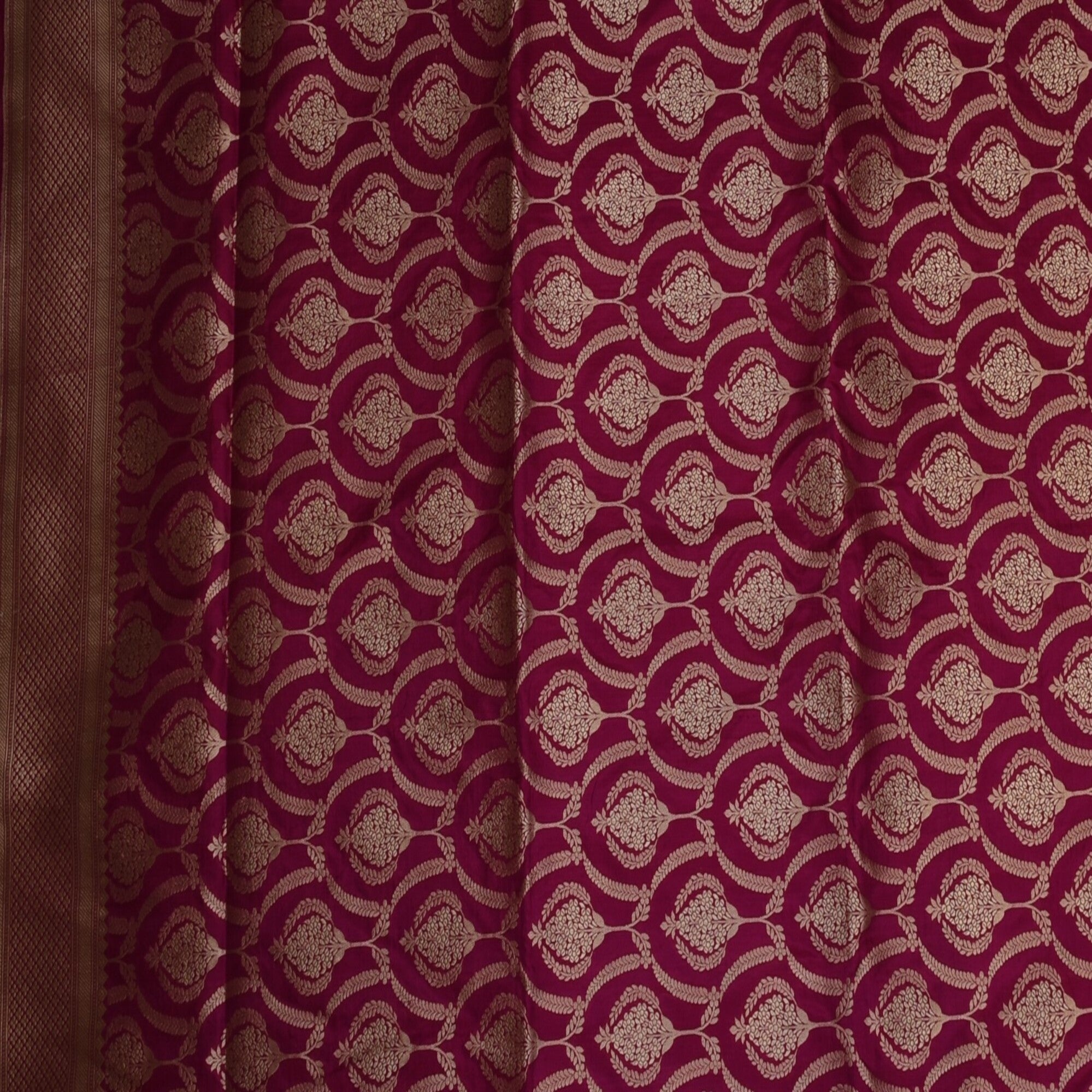 Benarasi pure silk deep pink saree with jari work