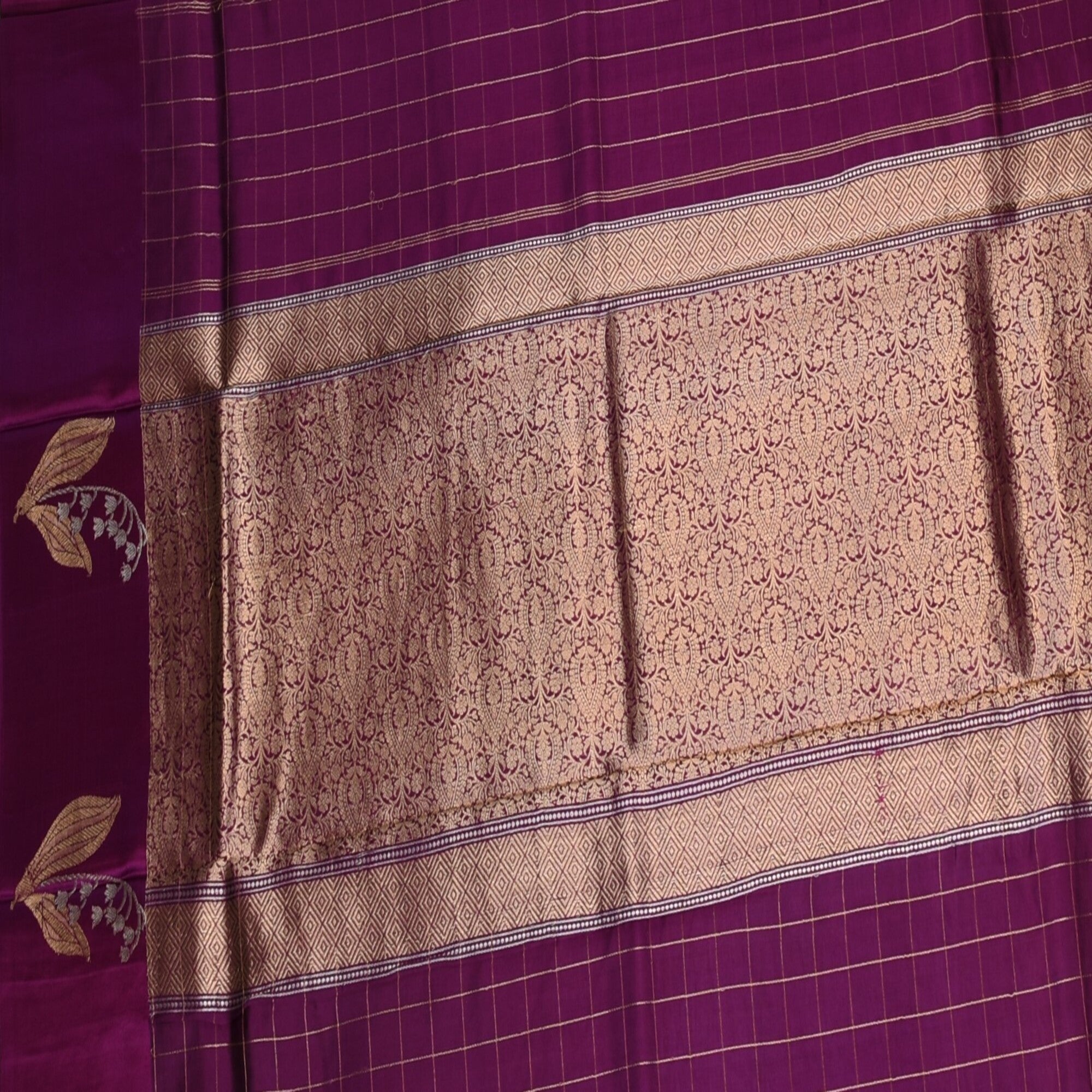 Benarasi kathan silk violet red saree with motif boarder