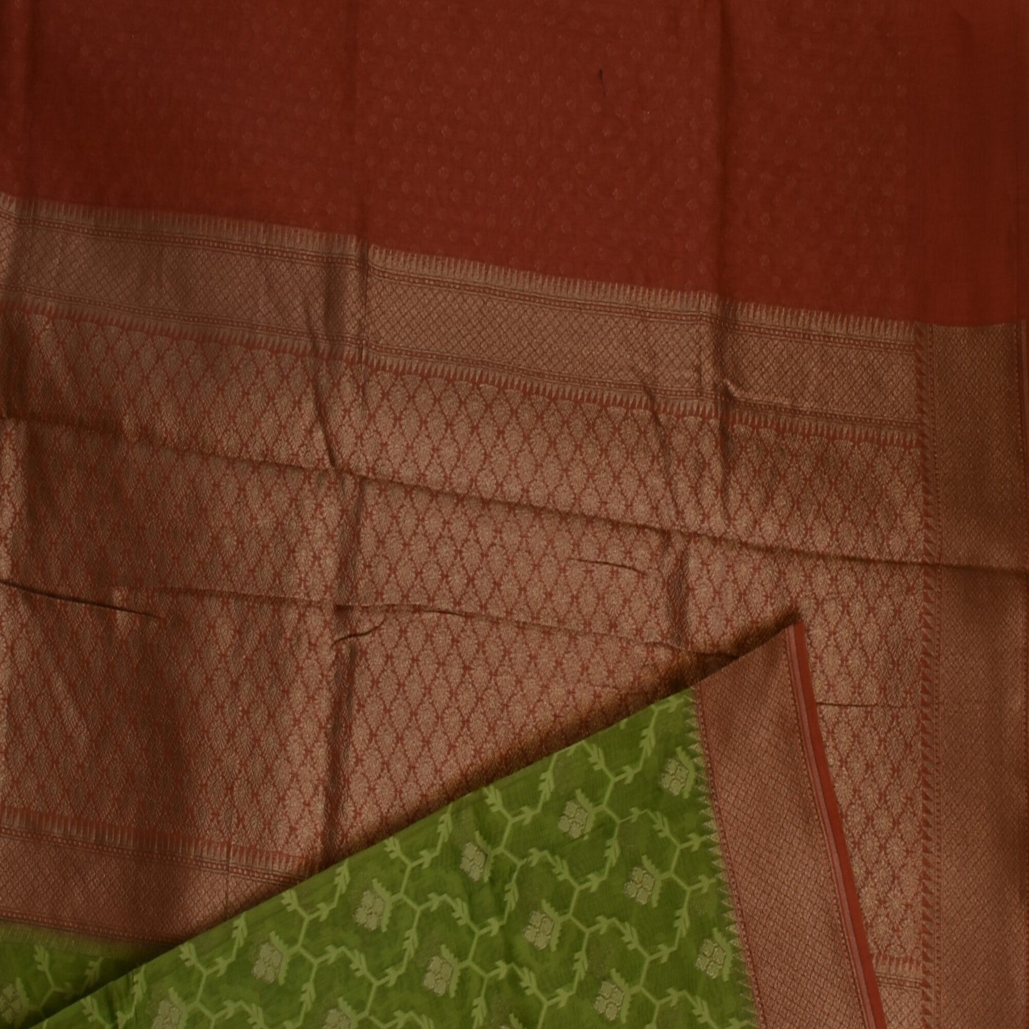 Benarasi rangkart chanderi silk green saree with coral color jari boarder