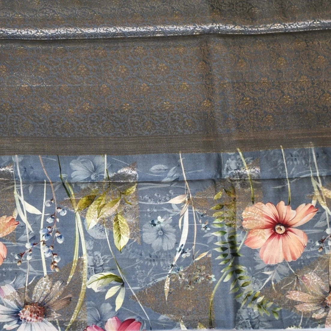 Banarasi Crepe Silk Gray Saree Jari Boarder with Blouse