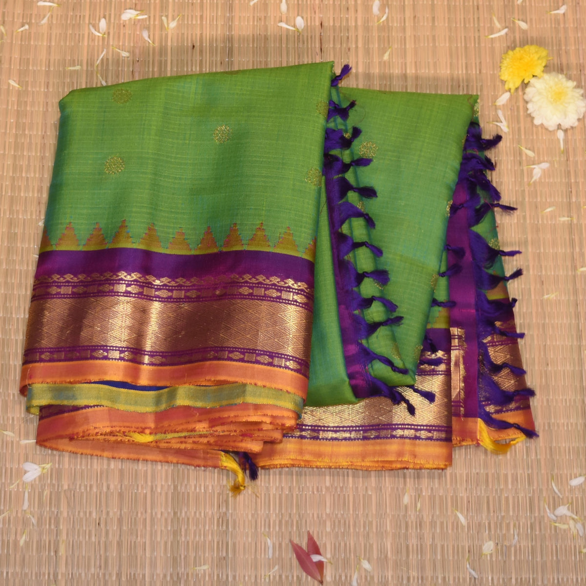 Gadwal pure silk leaf green saree with jari boarder