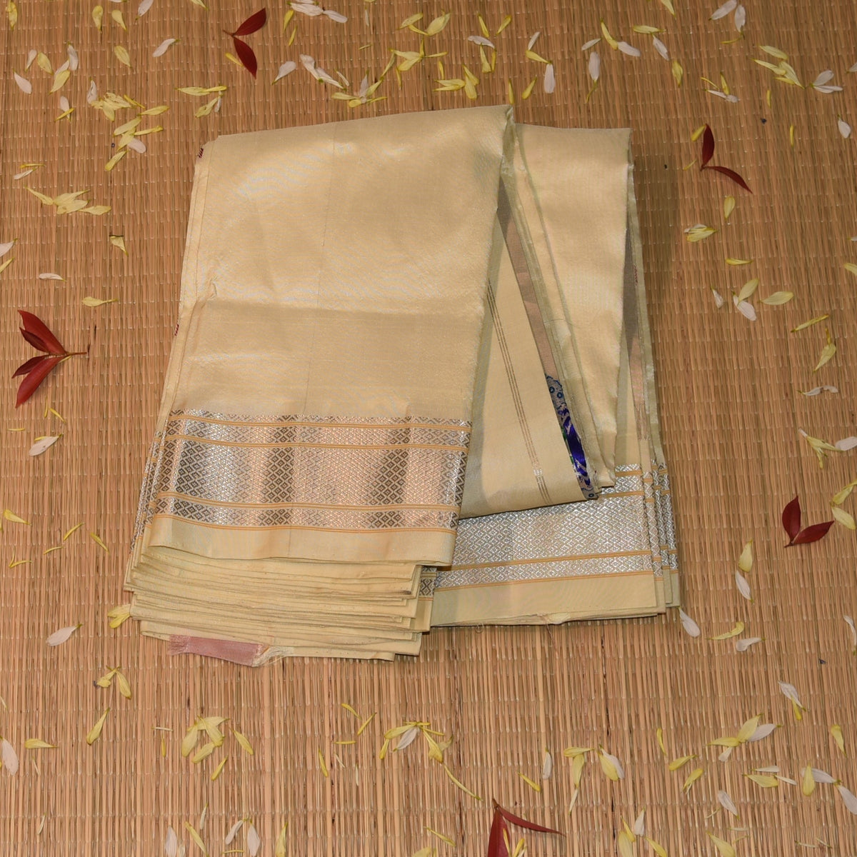 Gadwal pure silk half white saree with paithani pallu and jari boarder