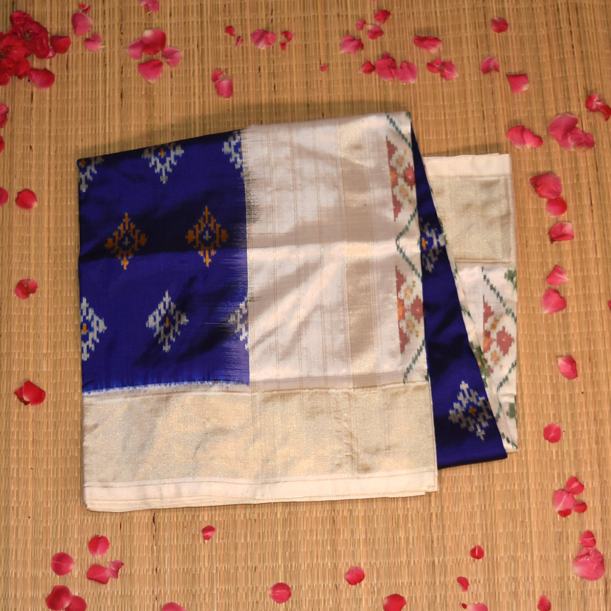 pochampally pure silk navy blue saree with silver jari border