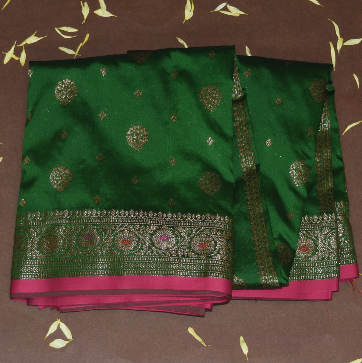 4395 art silk benarasi green saree with jari boarder