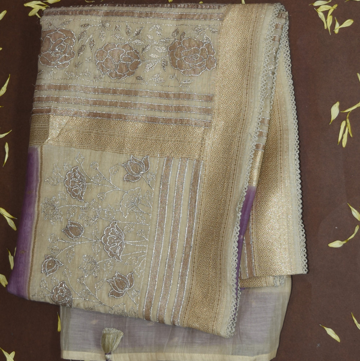 4425 pure tussur lavender saree with jari boarder