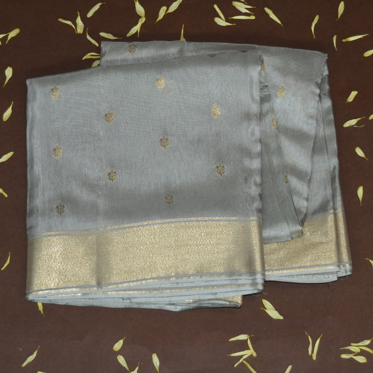 4472 semi tussur ash saree with jari boarder