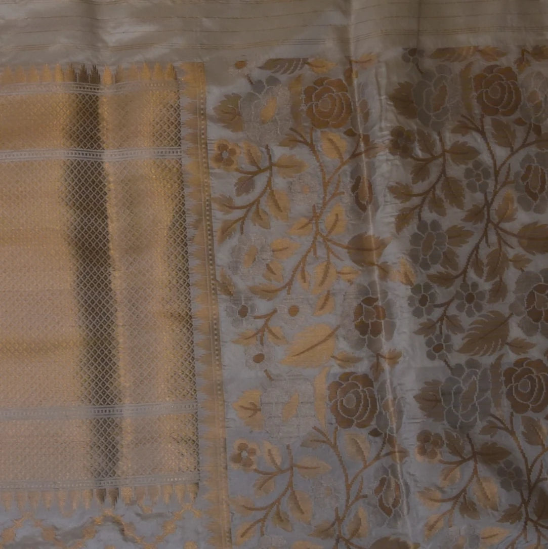 Banarasi Pure White Jari Boarder with Blouse
