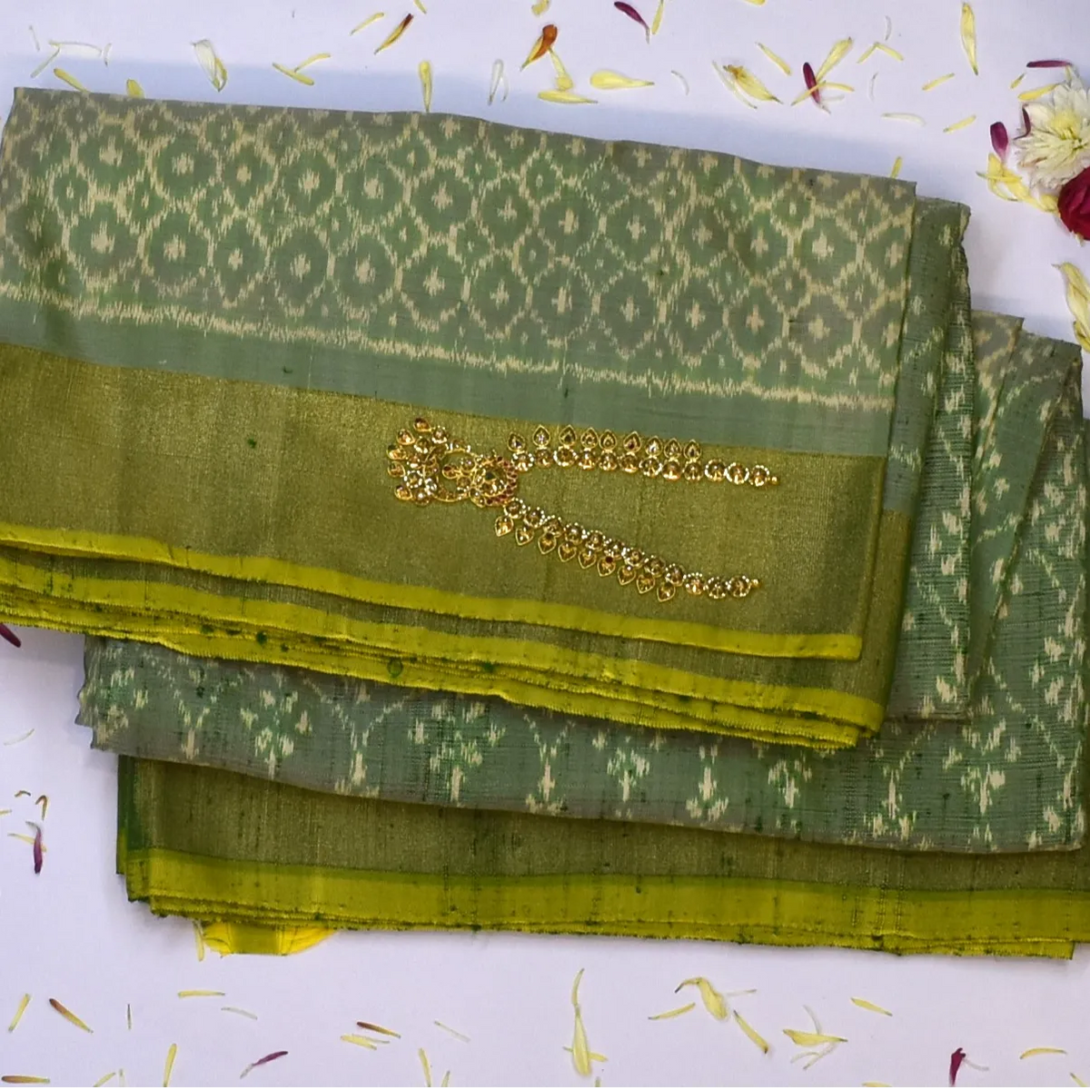 Pochampally ikkat Fern Green Saree with Blouse