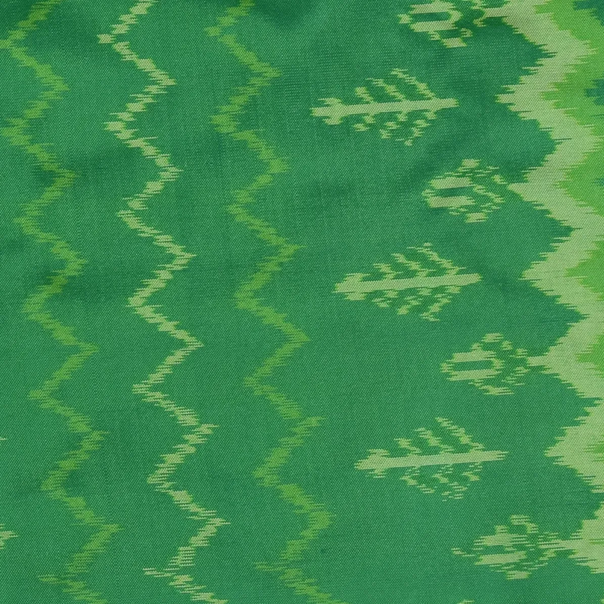 Pochampally ikkat Emerald Green Saree with Blouse