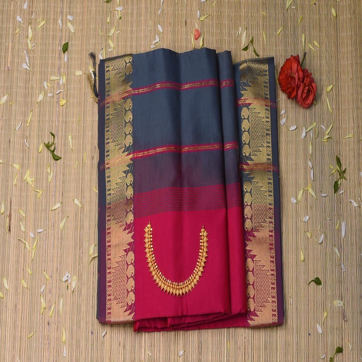 kanchi silk cotton deep pink saree with jari boarder